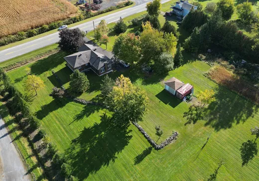 Two or more stories for sale - 2090 Ch. de la Grande-Ligne, Saint-Alexandre, J0J1S0