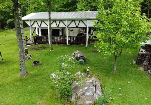 Chalet à vendre - 165 Ch. Coutu, Sherbrooke, J0B 3G0