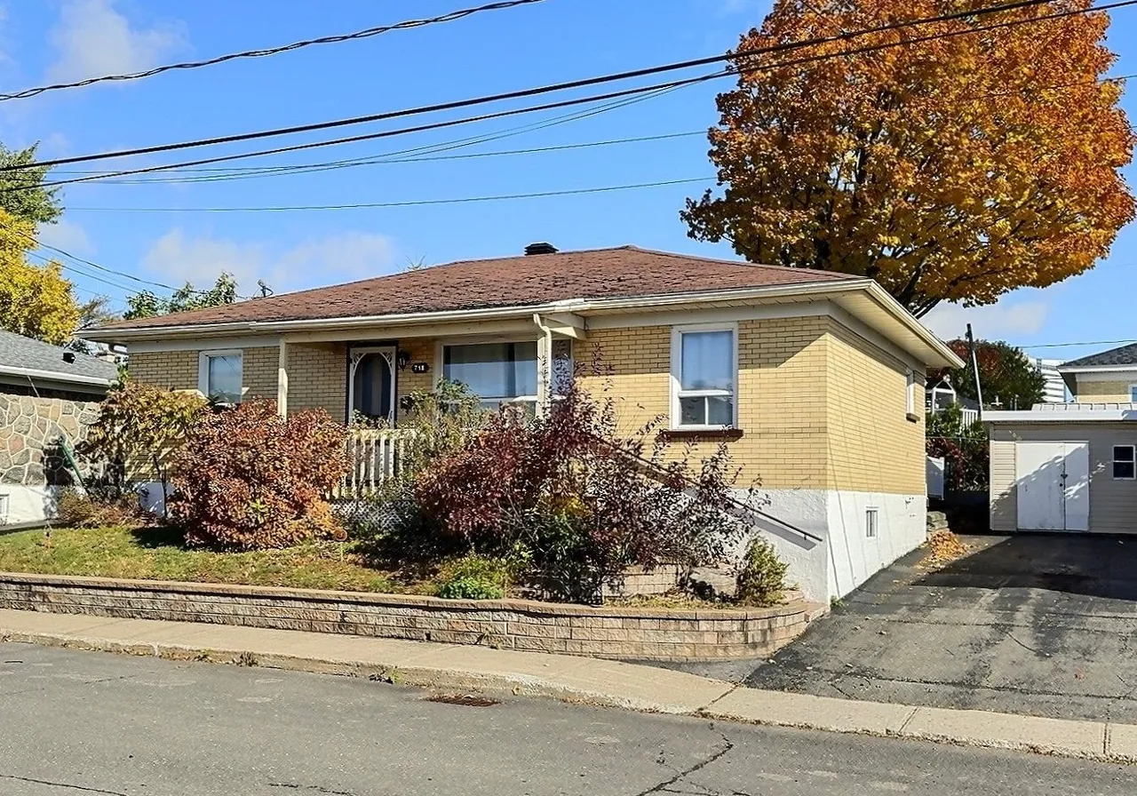 Maison à vendre - 718 Rue St-Onésime, Lévis, G6V 5Z7