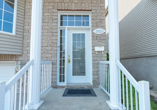 Maison à vendre - 3820 Rue Jérémie, Laval, H7P 6G6