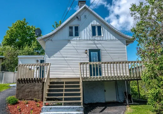 Maison à étages à vendre - 3 Rue St-Charles, Lévis, G6V2W8