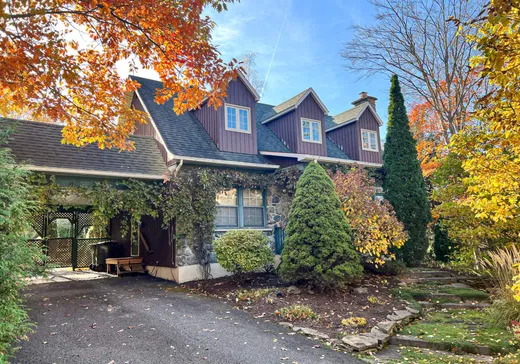 Maison à étages à vendre - 2396 Rue des Merisiers, Sherbrooke, J1G4E9