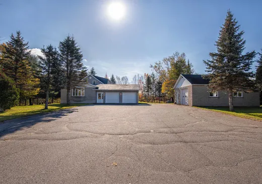 Maison à étages à vendre - 136 Rue du Quartz, Val-d'Or, J9P4N7