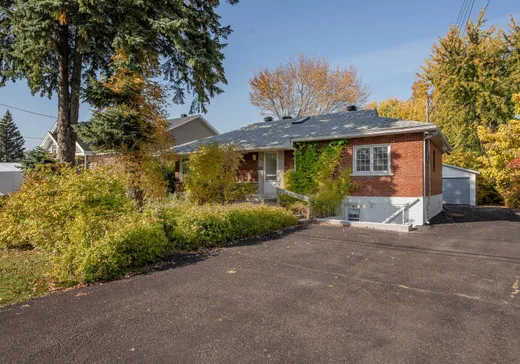Maison à étages à vendre - 355 Rue Béïque, Chambly, J3L1H1