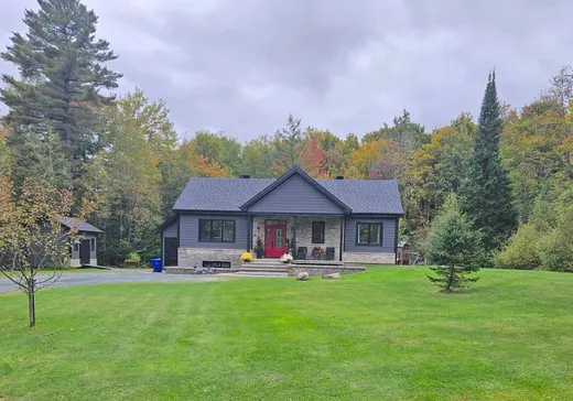 Maison à étages à vendre - 202 Ch. Brown, Pointe-Claire (Île de Montréal), J0B2H0