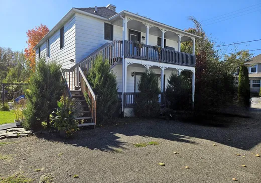 Maison à étages à vendre - 53Z-57Z Côte St-Paul, Matane, G4W2X1