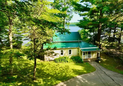 Maison à vendre - 277 Ch. Yves-Quesnel, Rigaud, J0P 1P0
