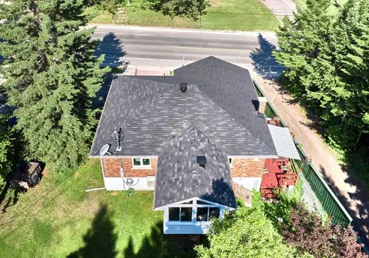 Maison à vendre - 232 Rue Principale, St-Donat-De-Montcalm, J0T 2C0
