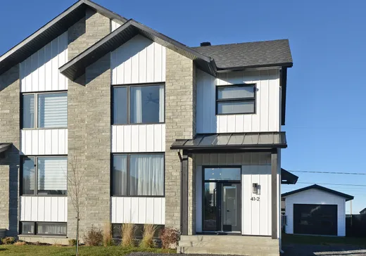 Maison à étages à vendre - 41 Rue George-Adams, Bromont, J2L0S4