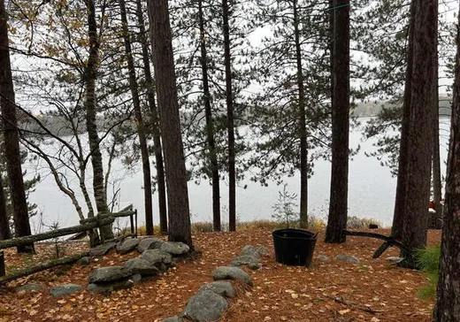 Maison à vendre - 6810 Ch. du Lac-Lanthier E., Rivière-Rouge, J0T 1T0