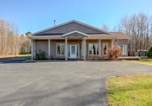 Maison à vendre - 974 Ch. de St-Robert, Saint-Robert, J0G 1S0