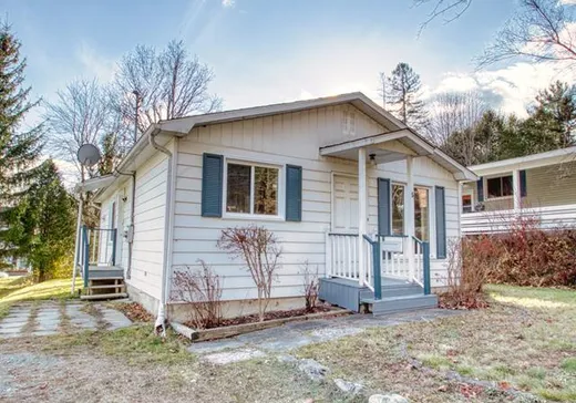 Bungalow à vendre - 5 Rue Robert-Peel, Sherbrooke, J1M1W9
