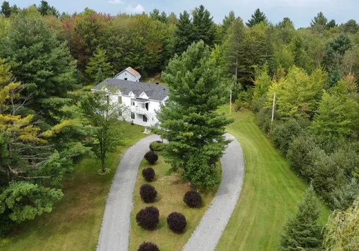 Hobby Farm for sale - 747 Route 222, Sainte-Christine, J0H1H0