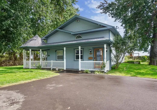 Maison à vendre - 102-104 62e Avenue, Pointe-Calumet, J0N 1G3