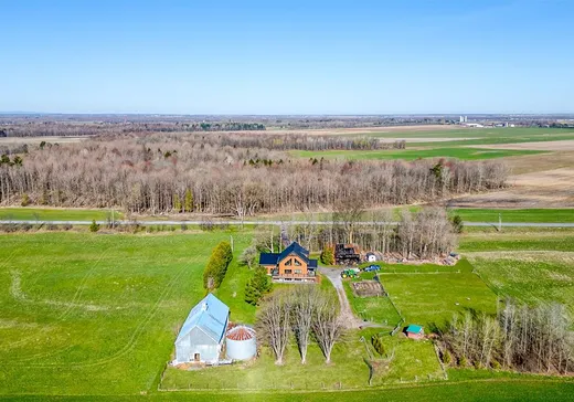 Two or more stories for sale - 1493 Rg des Côtes, Henryville, J0J1E0