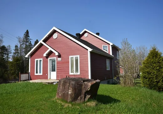 Split-level for sale - 150 Rg St-Julien, St-Ferreol-les-Neiges, G0A3R0