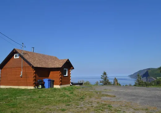 Cottage for sale - 23 Ch. du Portage, L'Anse-Pleureuse, G0E 1P0