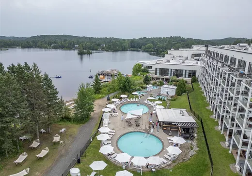 Loft à vendre - 43 Ch. Fridolin-Simard, Ste-Marguerite-Esterel, J0T 1E0