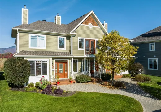 Maison à vendre - 199 Rue Cabana, Magog, J1X 2C4