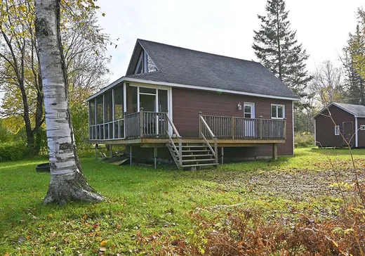 Bungalow for sale - 14 Ch. de la Chute, Chute-St-Philippe, J0W1A0