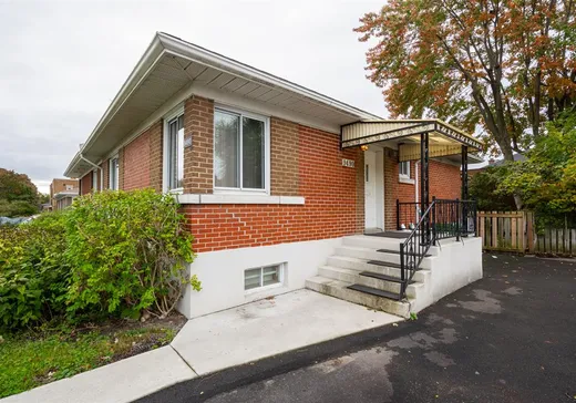 Cottage for sale - 9490 Rue St-Hubert, Ahuntsic/Cartierville, H2M 1Z1