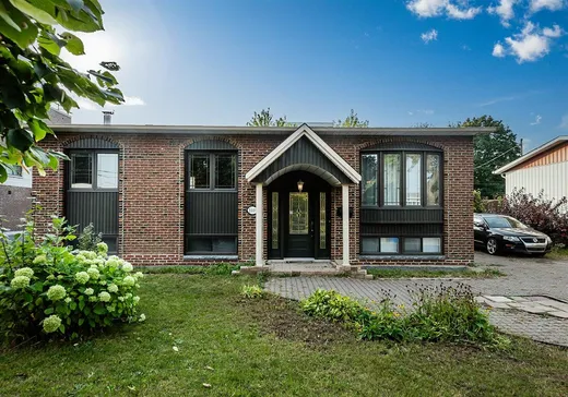 Bungalow à vendre - 1660 Rue Barbeau, Sainte-Catherine, J5C1C7