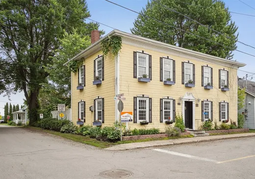 Two or more stories for sale - 225 Av. Jules-Léger, Saint-Anicet, J0S1M0