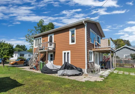 House for sale - 25 2e Avenue, Saint-Stanislas-de-Kostka, J0S 1W0