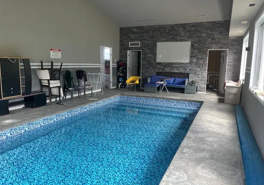 House for sale - 215 Rue de l'Hôtel-de-Ville, Val des Sources, J1T 3S1