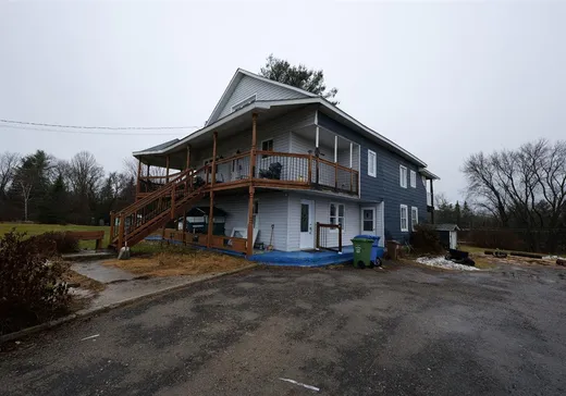 Fermette à vendre - 103 Ch. de Point Comfort, Gracefield, J0X1W0