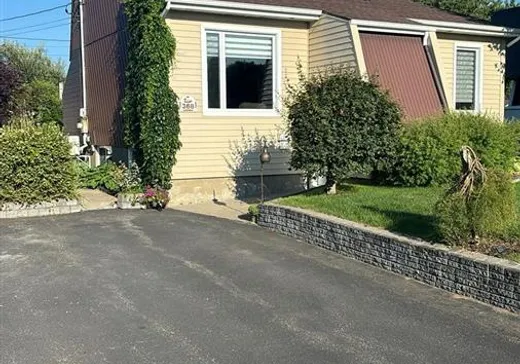 Bungalow à vendre - 368 Rue de la Paix, Matane, G4W4B5