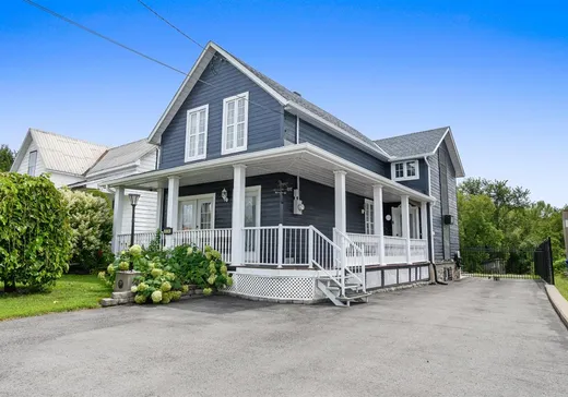 Two or more stories for sale - 934 Rue Notre-Dame, Gatineau, J8P1N9