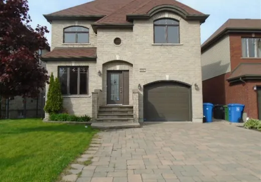 Maison à étages à vendre - 6660 Rue Césaire, Brossard, J4Z0H3