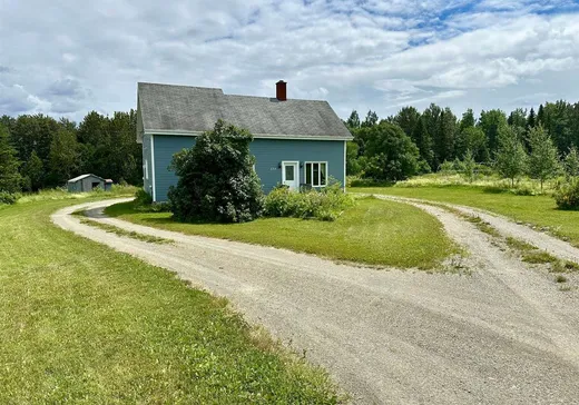 Un étage et demi à vendre - 539 5e Rang O., Ville de Québec, G0K1C0