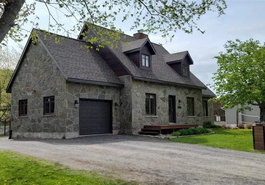 Un étage et demi à vendre - 1499 Route du Grand-Détour, Matane, G4W3M7