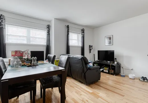 Condo for sale - 73 Av. Broadway, Montreal (East), H1B 5A2