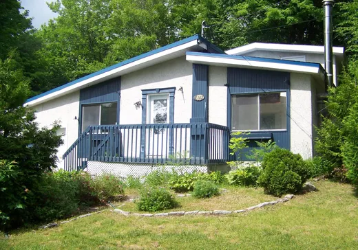 Maison à vendre - 145 Rue du Bois-Franc, Saint-Calixte, J0K 1Z0