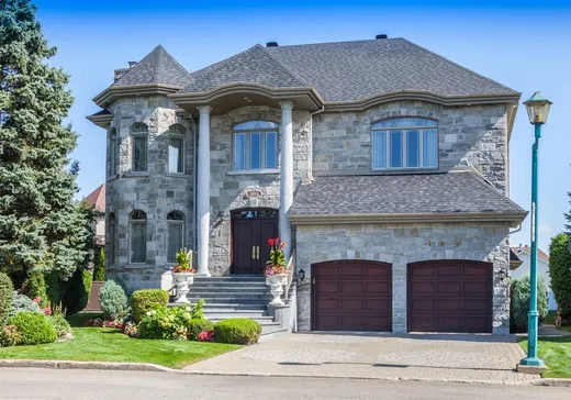 Maison à étages à vendre - 3153 Av. des Aristocrates, Montréal (Saint-Léonard), H7E5H4