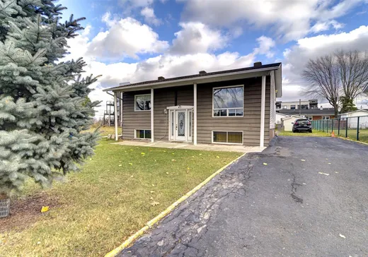 Bungalow for sale - 45 Rue de Verchères, Sainte-Catherine, J5C1N2