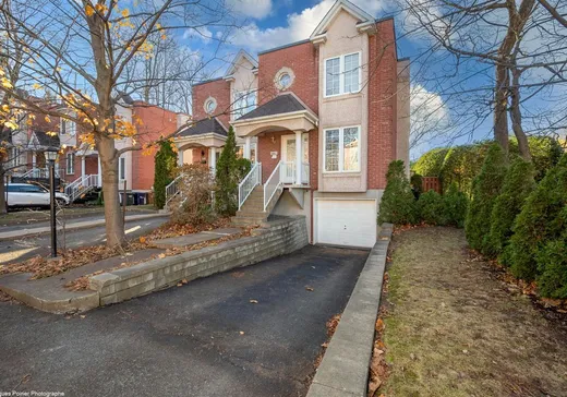 Maison à vendre - 3180Z Boul. St-Martin E., Laval (Duvernay), H7E 4W7