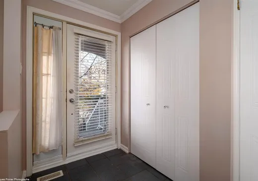 Maison à vendre - 3180Z Boul. St-Martin E., Laval (Duvernay), H7E 4W7