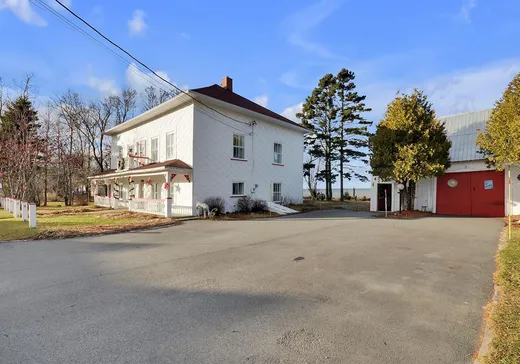 Maison à étages à vendre - 158 Route du Fleuve E., Ste-Luce-sur-Mer, G0K1P0