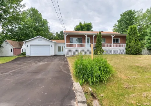 Bungalow for sale - 609 Rue du Soleil, L'Épiphanie, J5X4J9