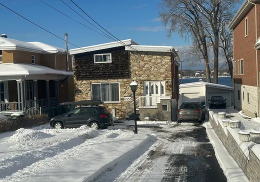 Maison à étages à vendre - 6355 Boul. Gouin E., Montréal (Nord), H1G5X2