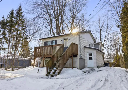 Bungalow for sale - 169 43e Avenue, Pointe-Calumet, J0N1G0
