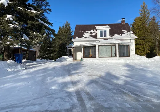 Maison à étages à vendre - 1725 Route du Fleuve, Les Éboulements, G0A2M0