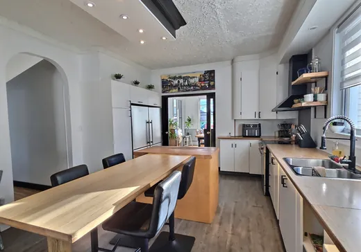 Maison à vendre - 50 Rue D'Auteuil, Amqui, G5J 1V8