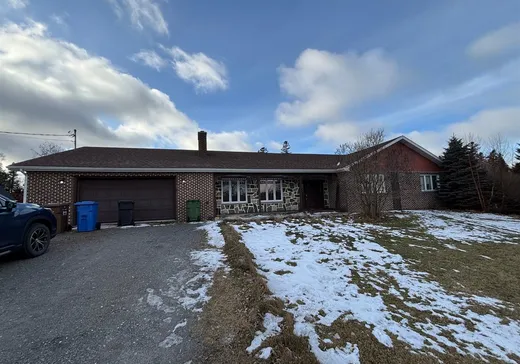 Bungalow for sale - 394 Route Athanase, St-Just-de-Bretenières, G0H3H0