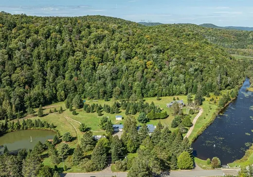 Maison à vendre - 86 Ch. de la Montagne, Notre-Dame-de-la-Merci, J0T 1A0