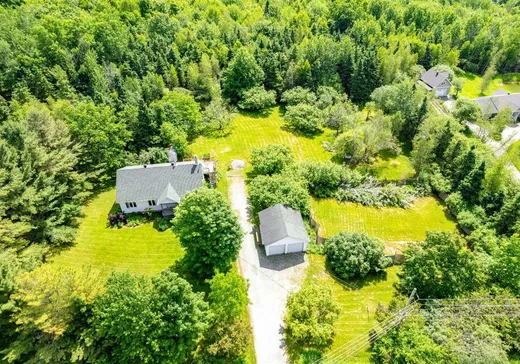 Bungalow à vendre - 5010 Ch. d'Albert Mines, Magog, J0B2C0